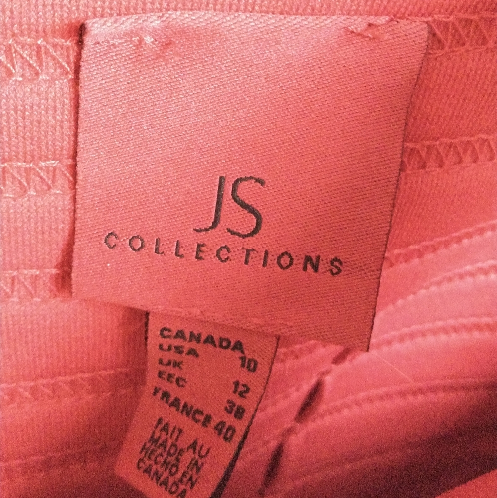 JS Collections Red Cropped Top - Picture 8 of 8